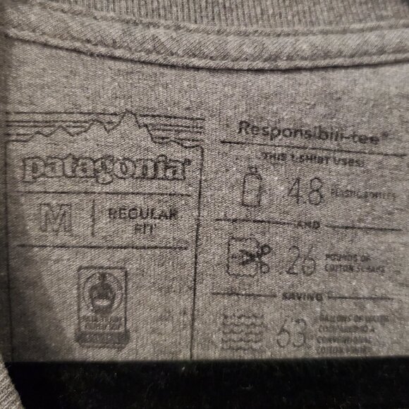 Patagonia Logo Short-Sleeve Responsibili-T-Shirt - Men's Medium - Picture 2 of 5